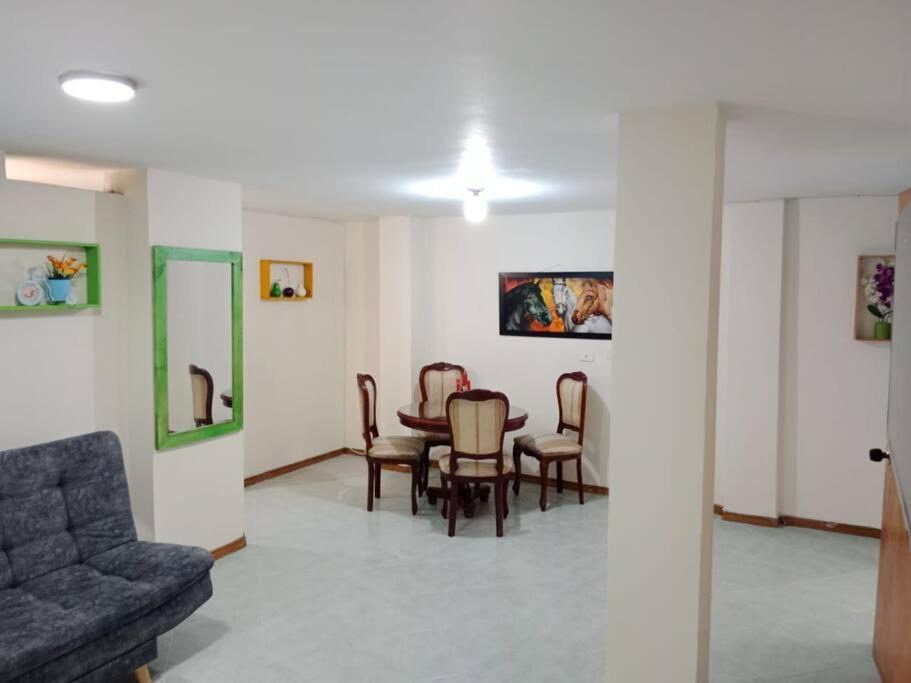Apartment Amplia Casa Familiar, Comoda Y En Laureles *