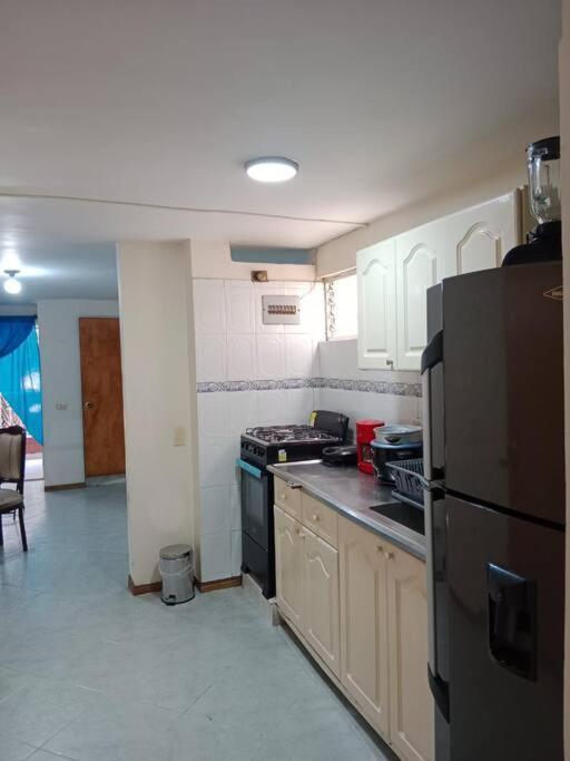 Apartamento Amplia Casa Familiar, Comoda Y En Laureles